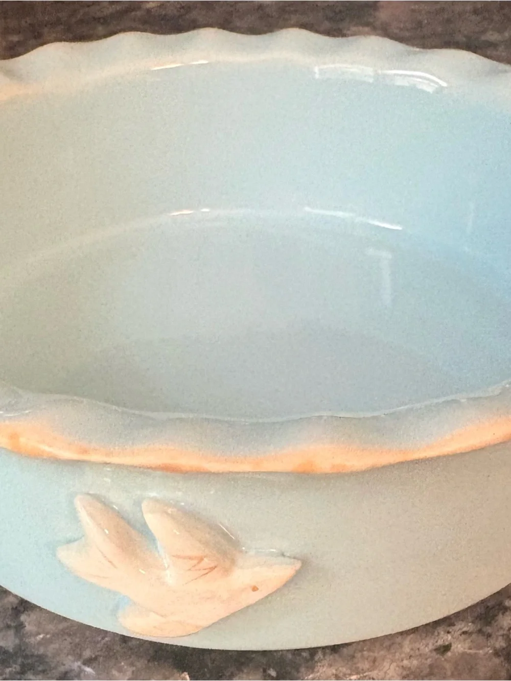 🐾 MEOW! Light Blue Carmel Ceramica Cat Bowl with Scalloped Edge 🐾
